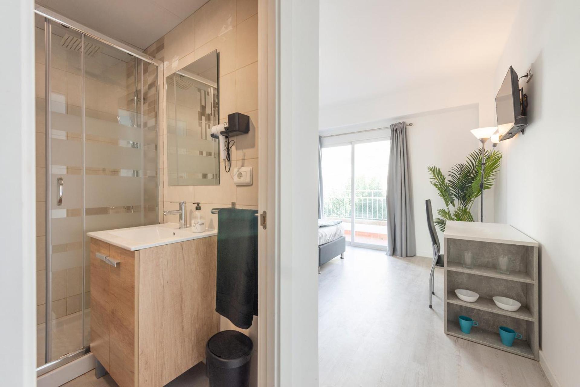 Beetroot, Jedes Zimmer Verfuegt Ueber Smart Tv , Eigenes Bad Mit Regendusche Und Balkon Llucmajor  Exteriér fotografie