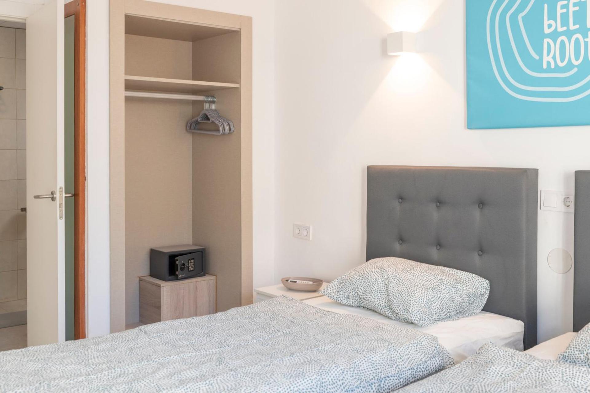 Beetroot, Jedes Zimmer Verfuegt Ueber Smart Tv , Eigenes Bad Mit Regendusche Und Balkon Llucmajor  Exteriér fotografie